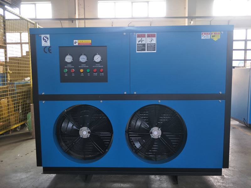 冷干機中為什么要使用自動(dòng)排水器